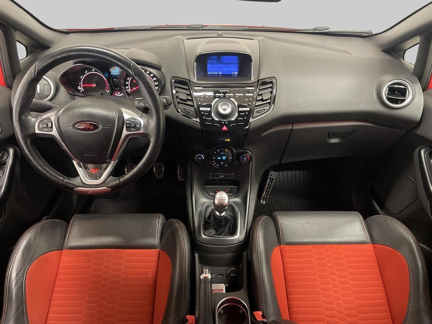 FORD Fiesta 2013