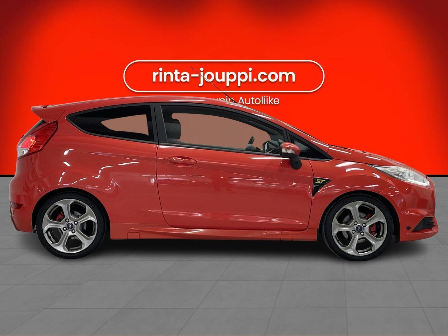 FORD Fiesta 2013