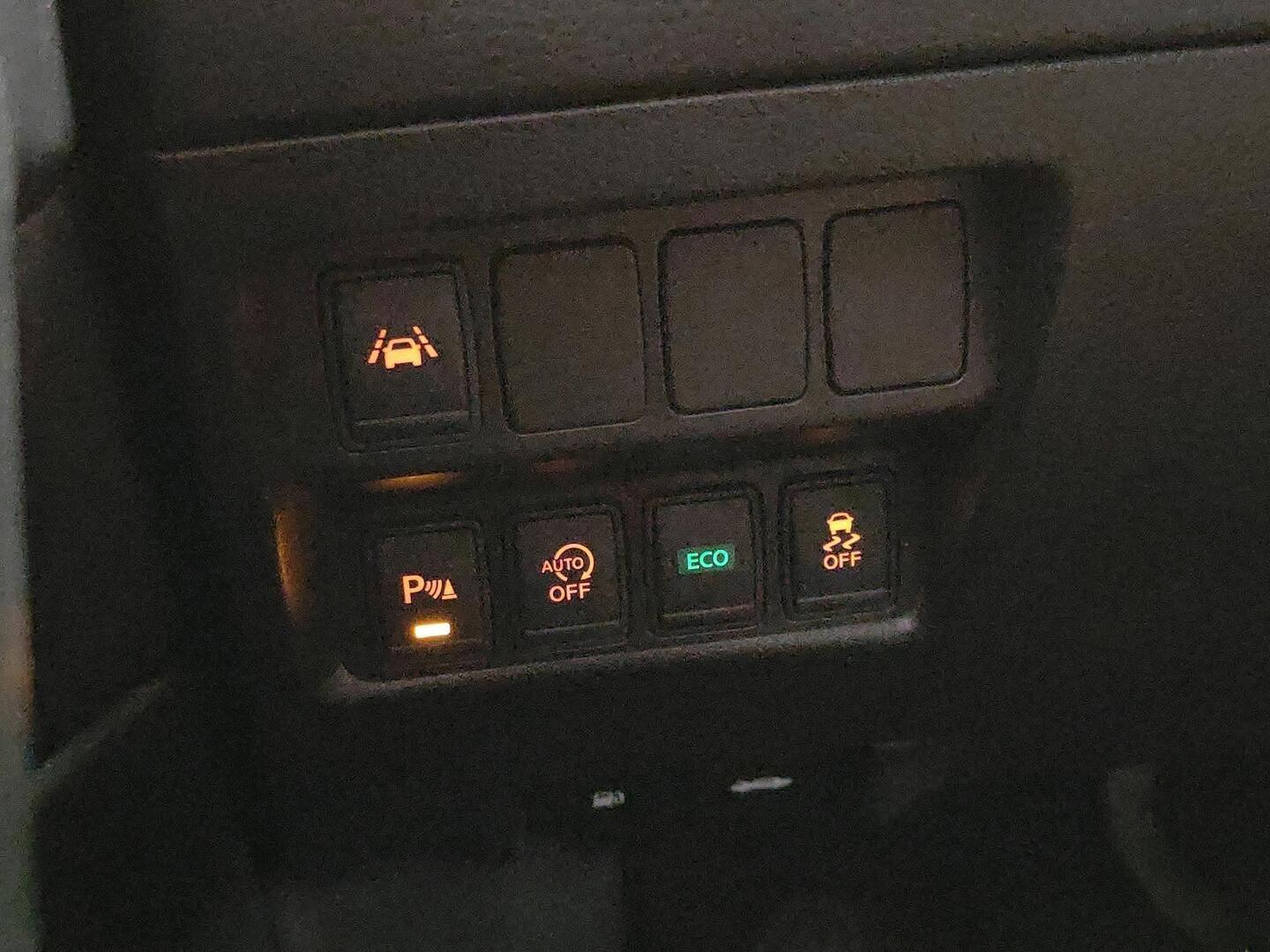 NISSAN Qashqai 2016