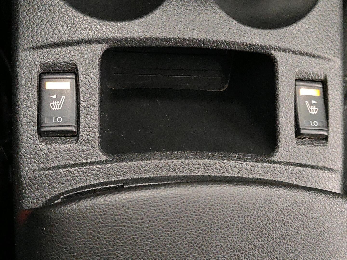 NISSAN Qashqai 2016