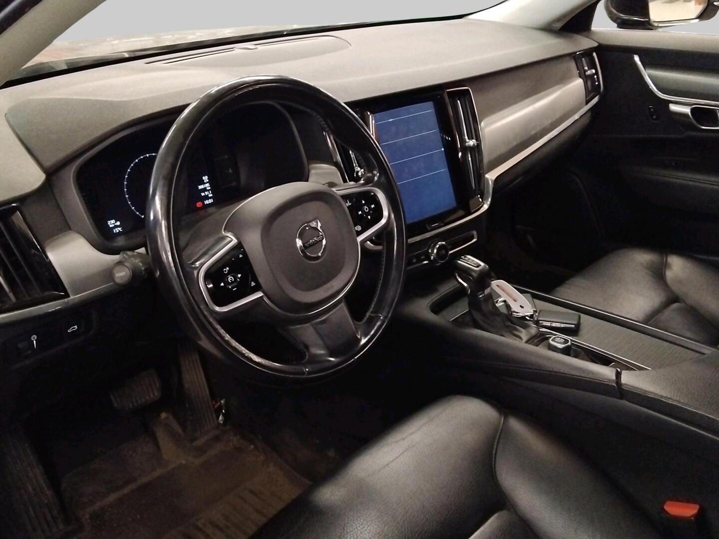 VOLVO V90 2017
