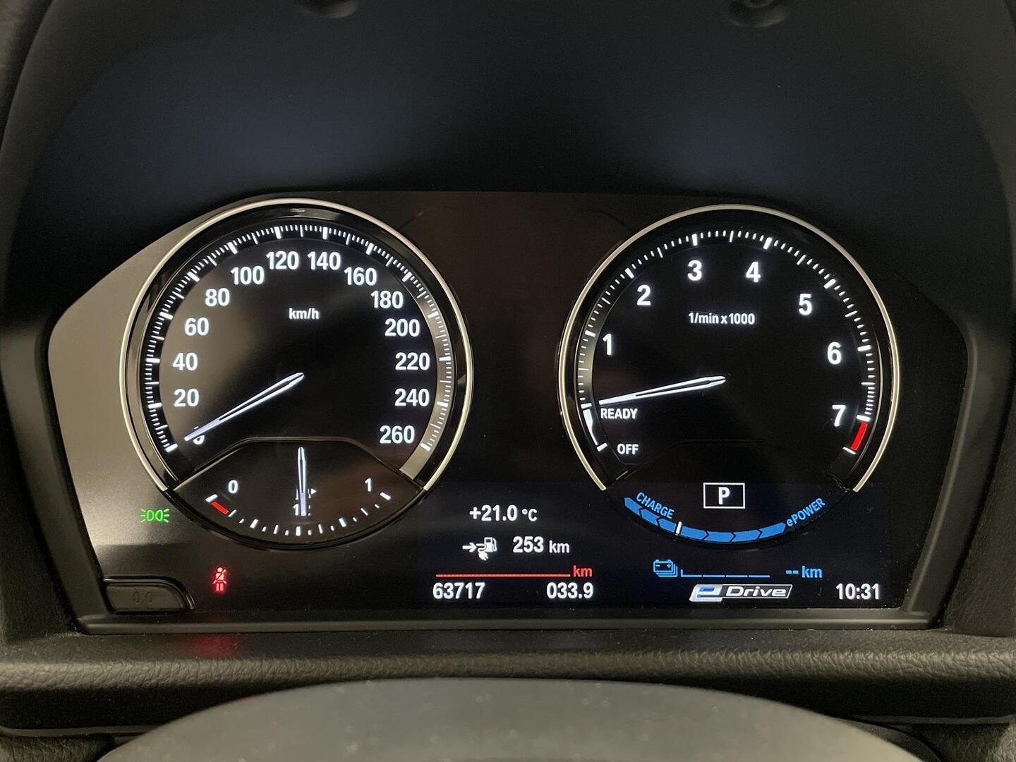 BMW 225 2019