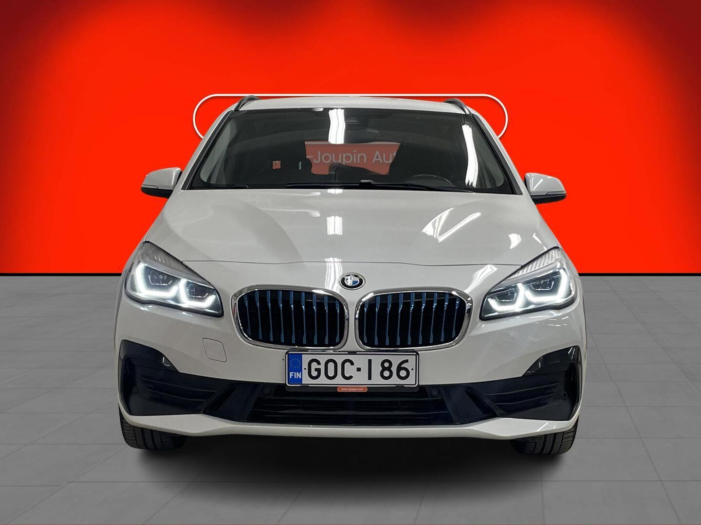 BMW 225 2019