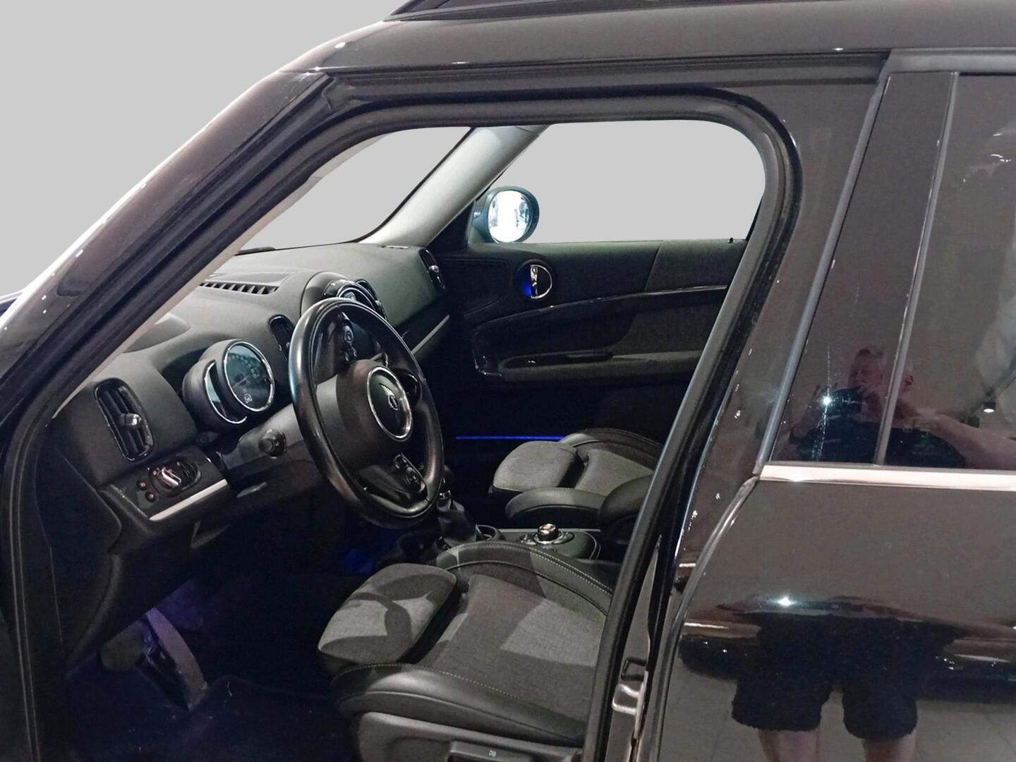 MINI COUNTRYMAN 2018