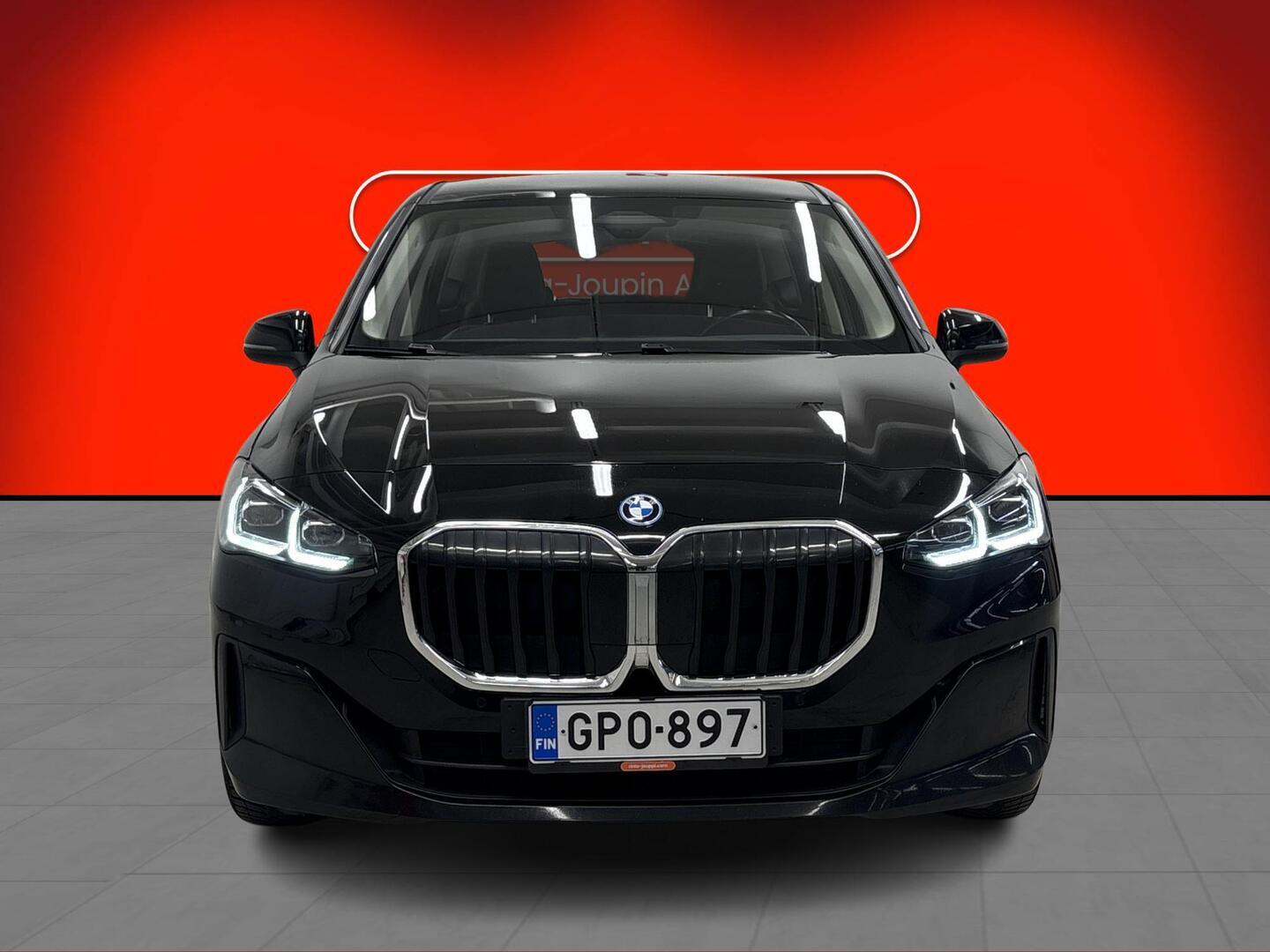 BMW 230 2023