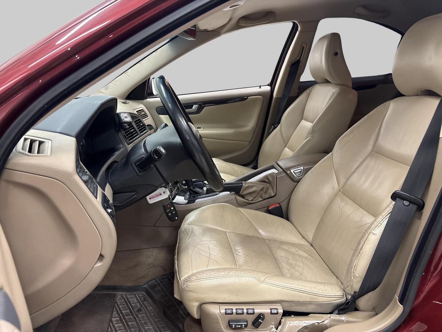 VOLVO S60 2005