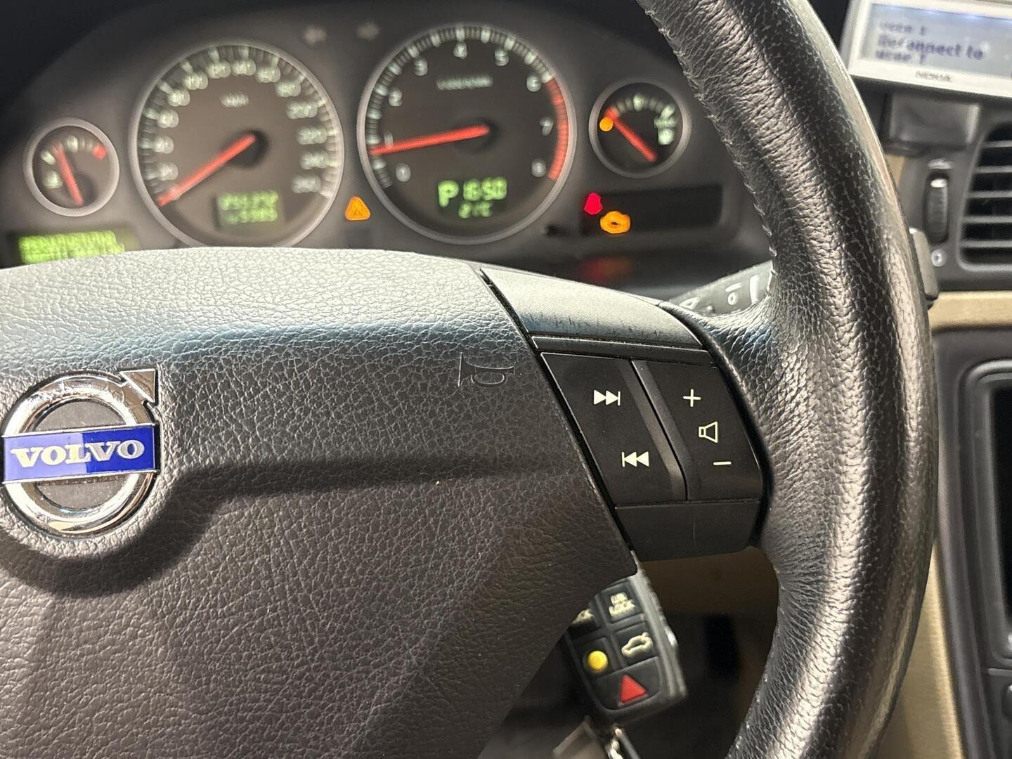 VOLVO S60 2005