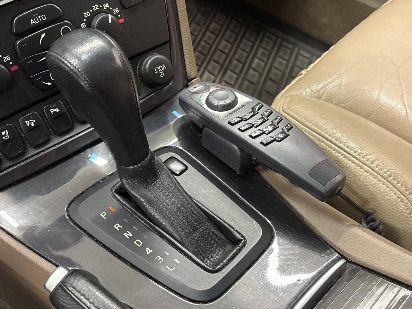 VOLVO S60 2005
