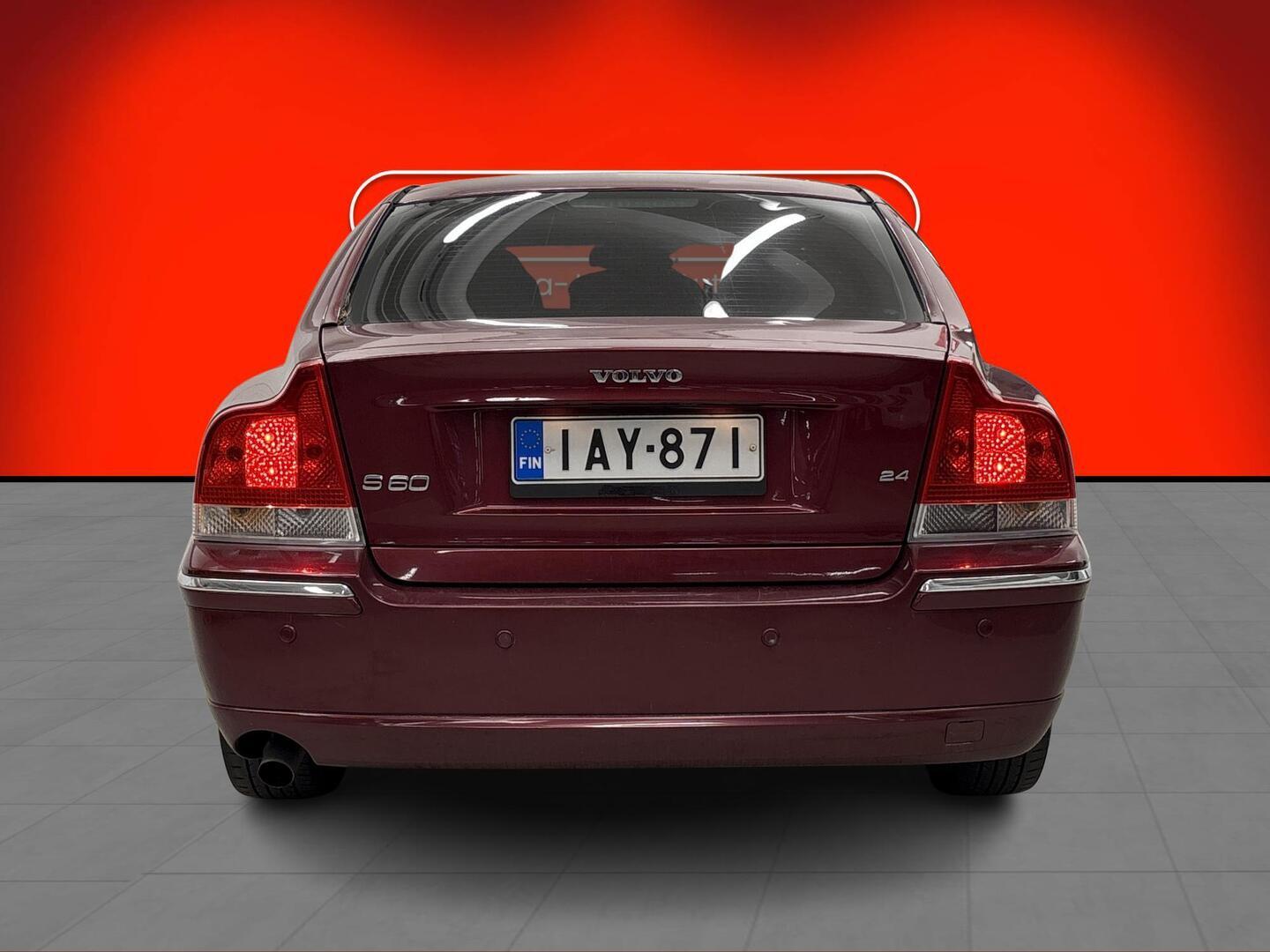 VOLVO S60 2005