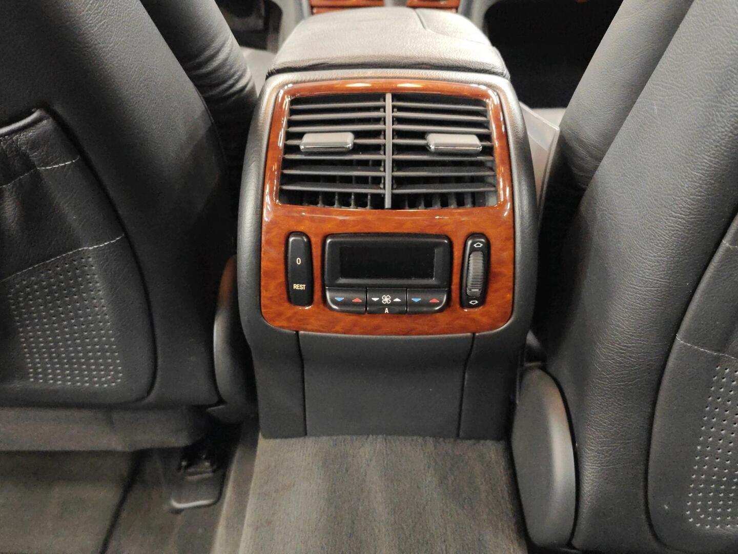MERCEDES-BENZ S 2001