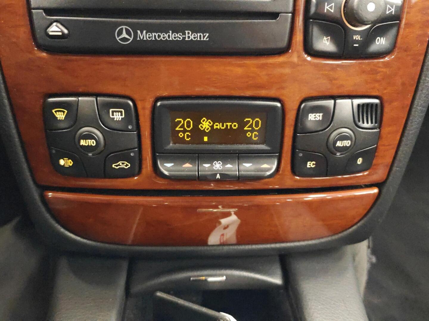MERCEDES-BENZ S 2001