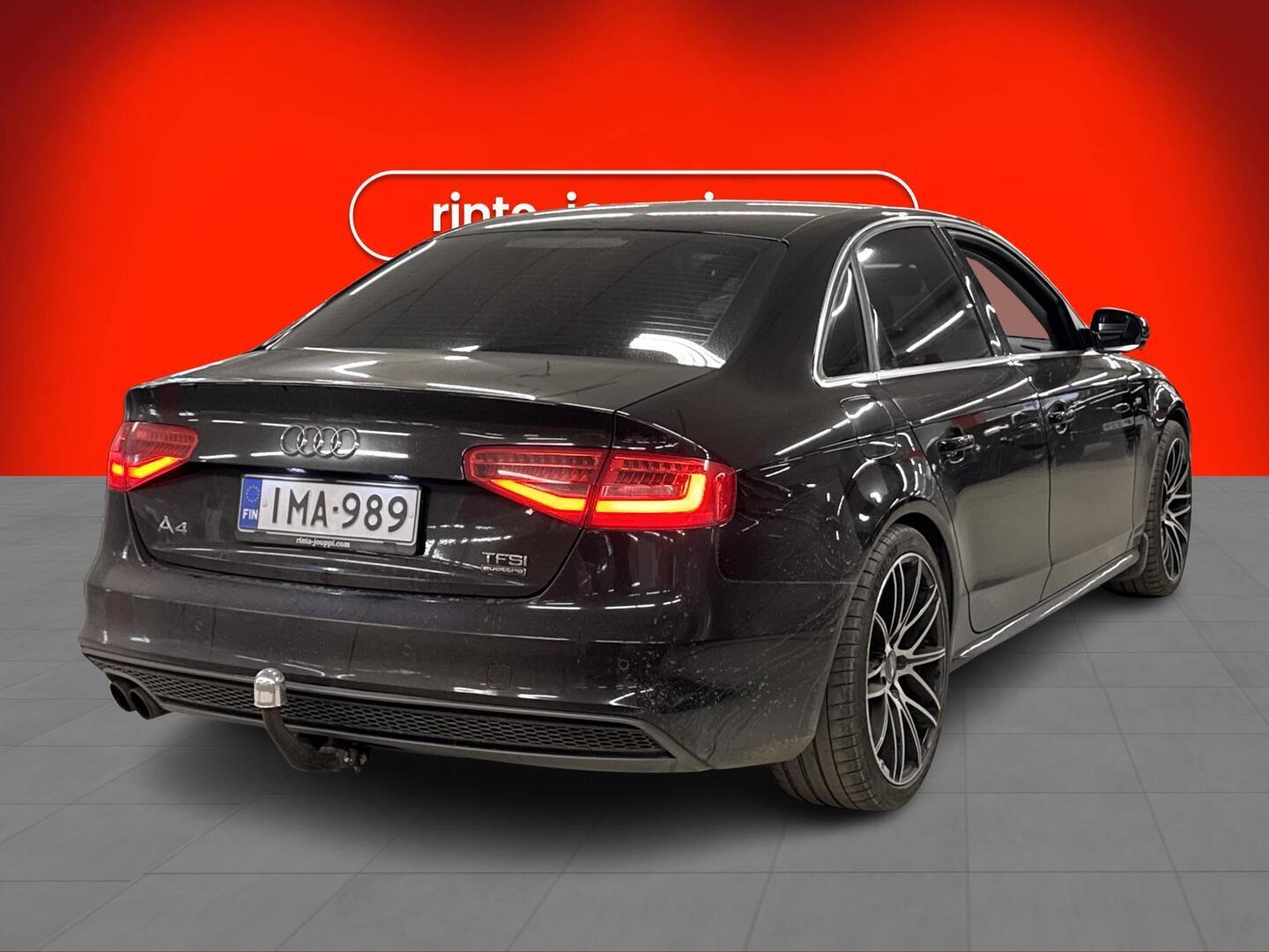 AUDI A4 2015