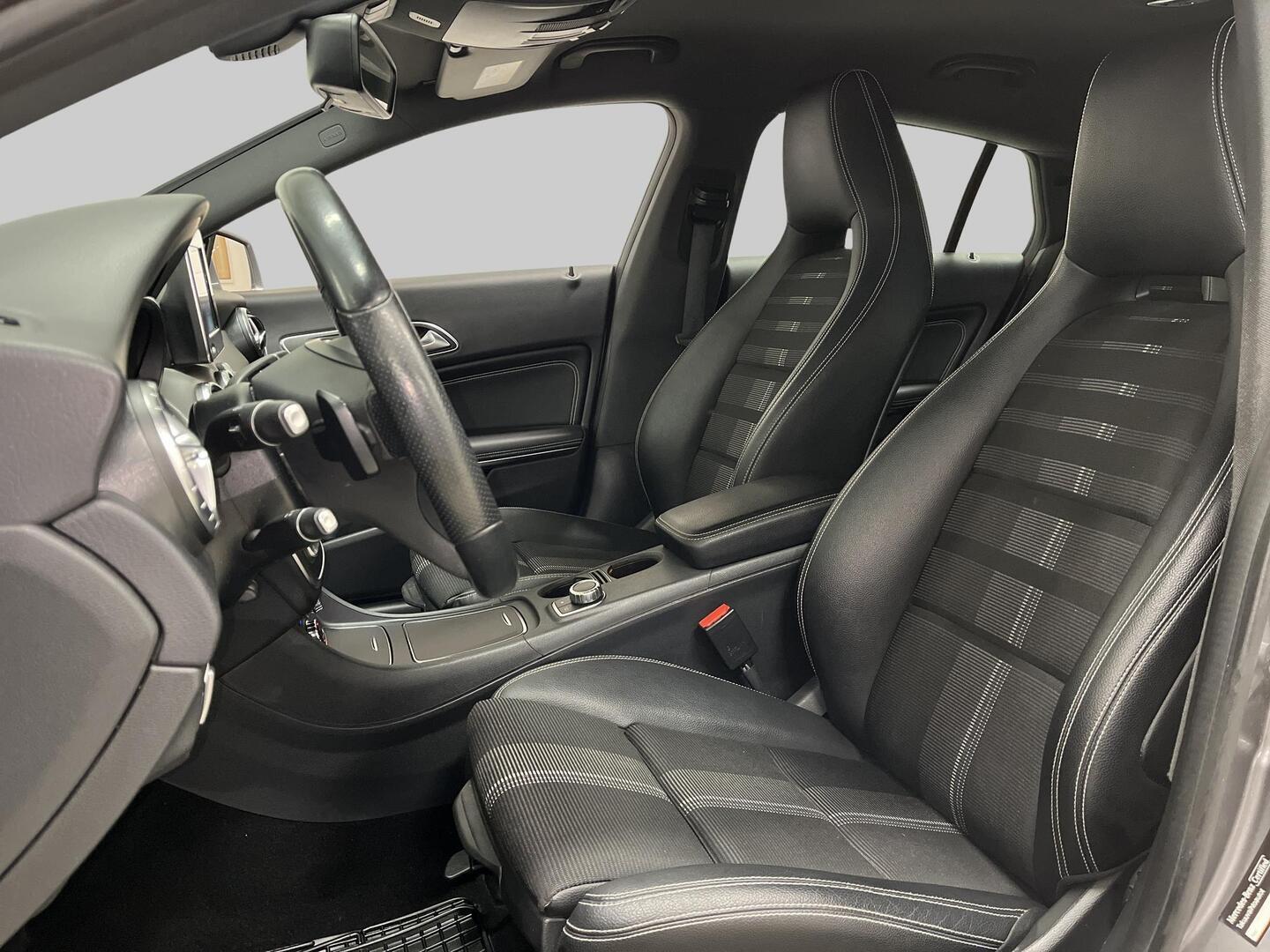 MERCEDES-BENZ CLA 2018