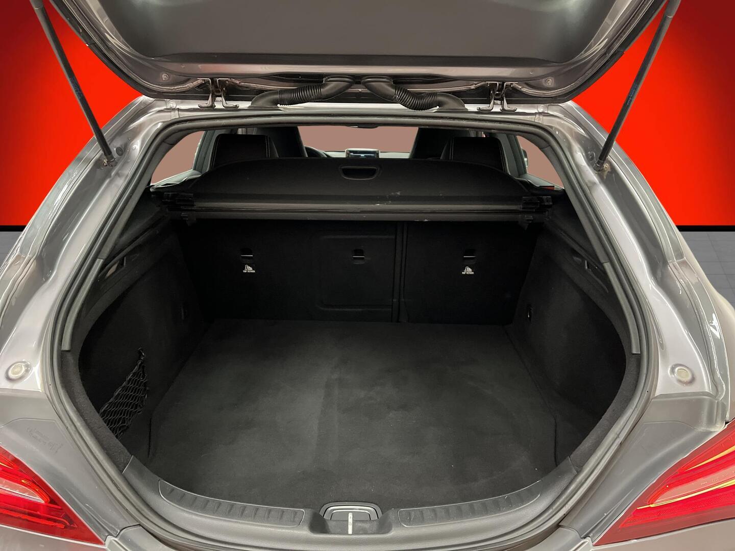 MERCEDES-BENZ CLA 2018