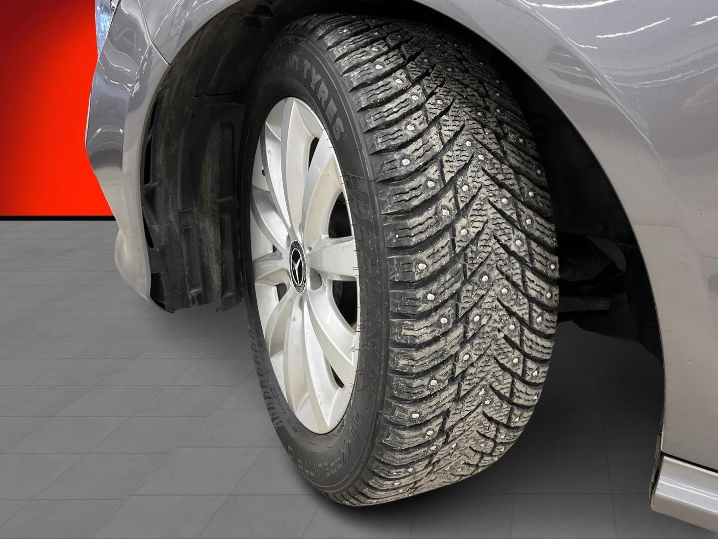 MERCEDES-BENZ CLA 2018