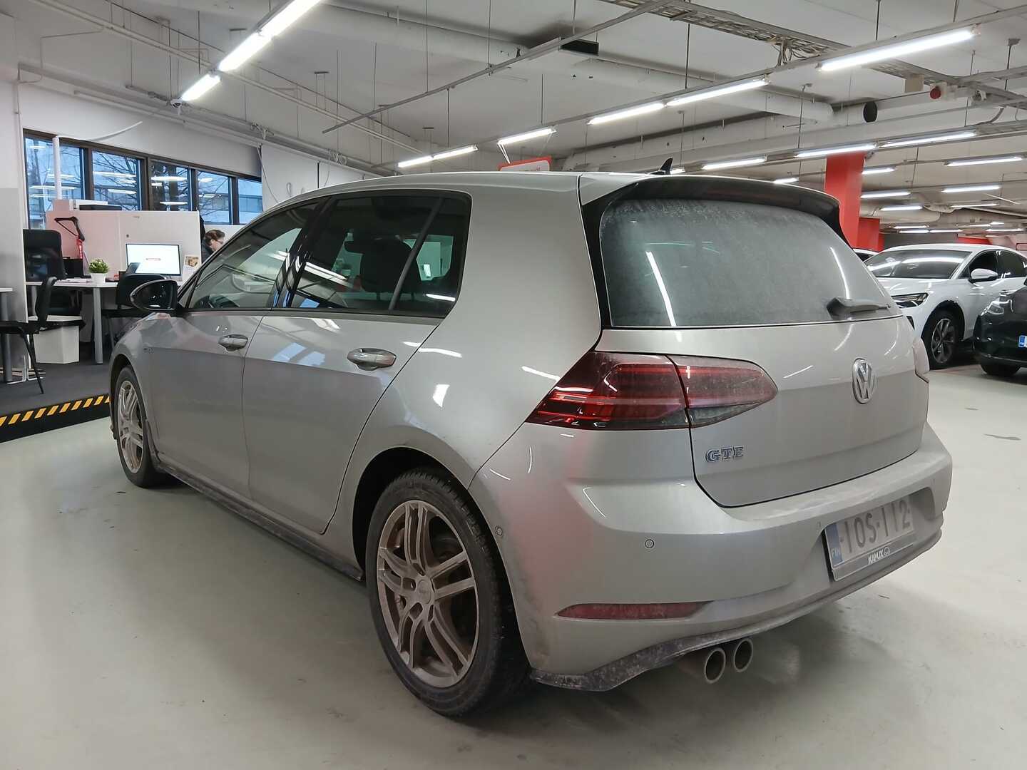 VOLKSWAGEN Golf 2020
