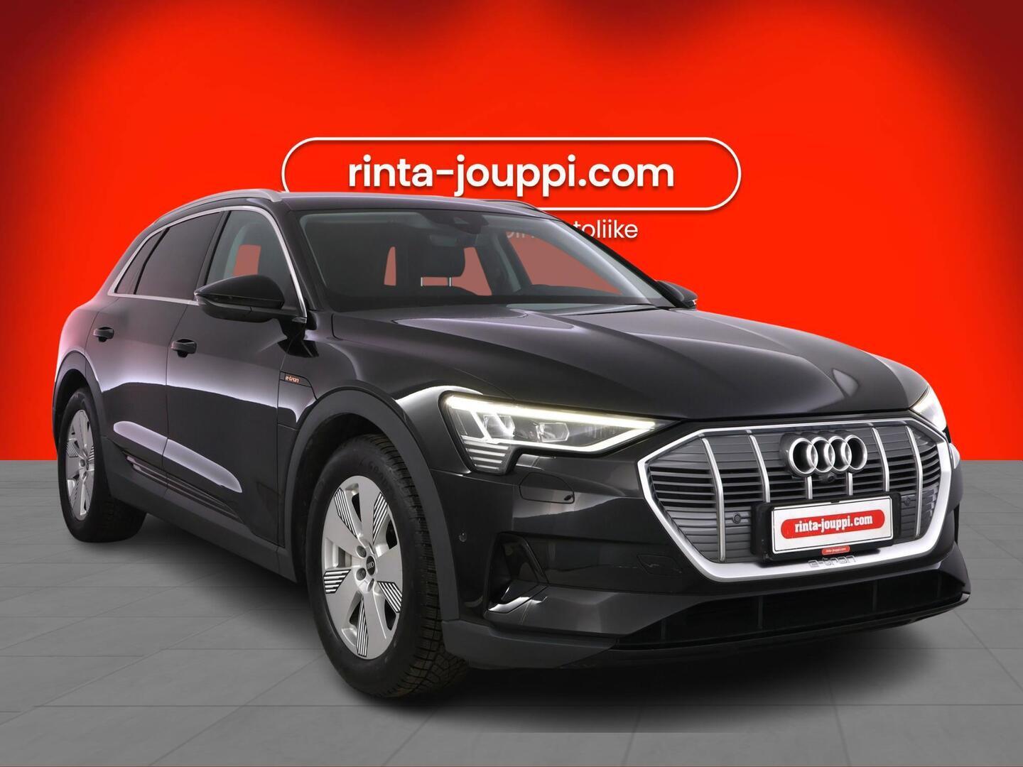 AUDI E-TRON 2022