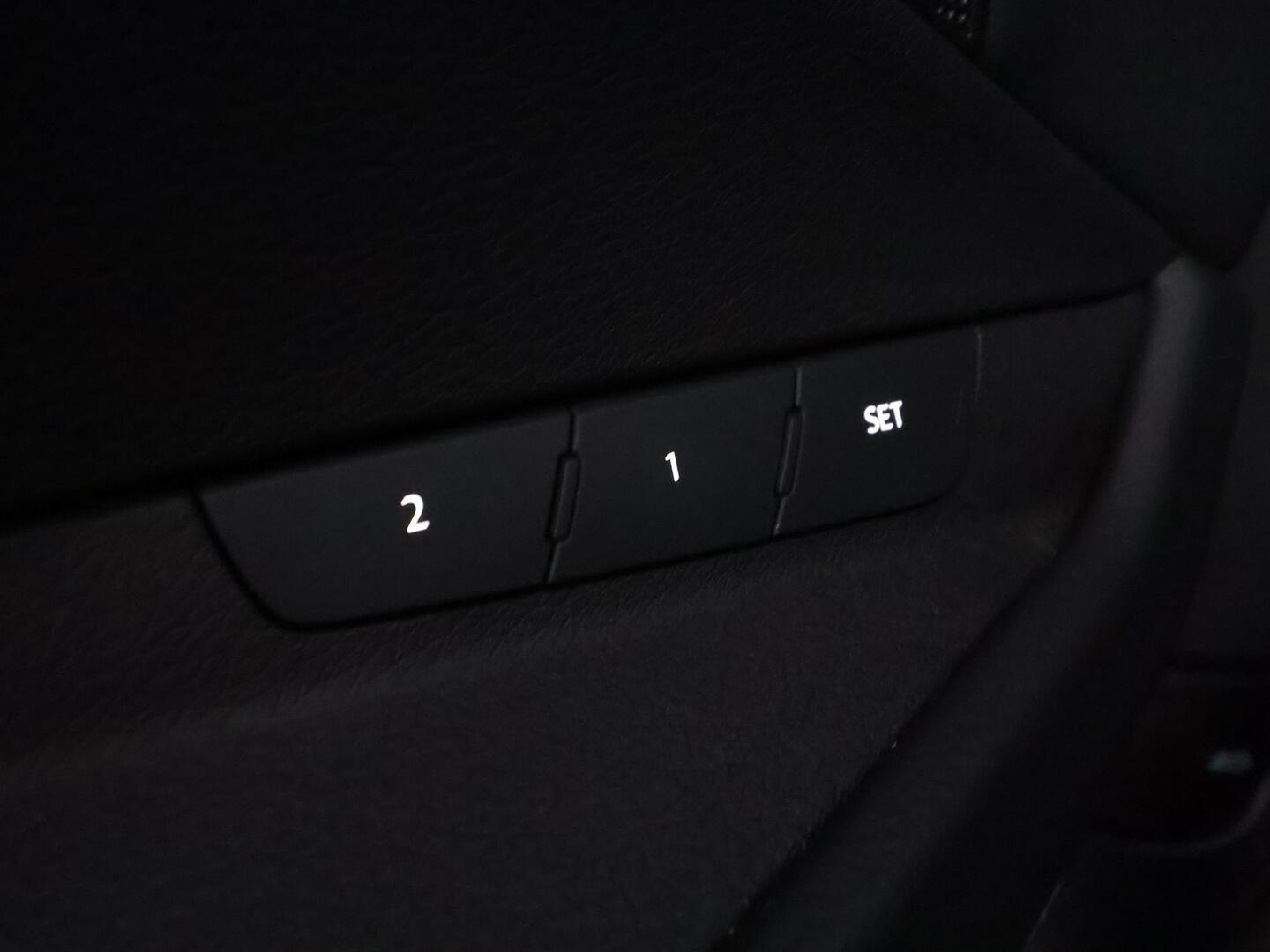 AUDI E-TRON 2022