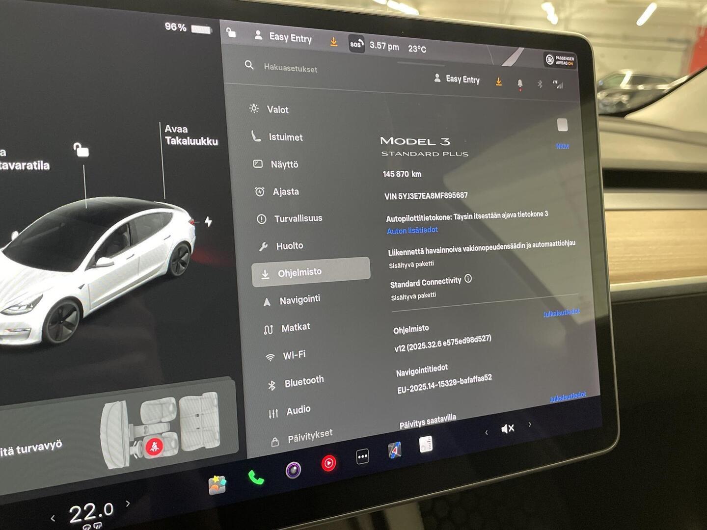 TESLA Model 3 2021