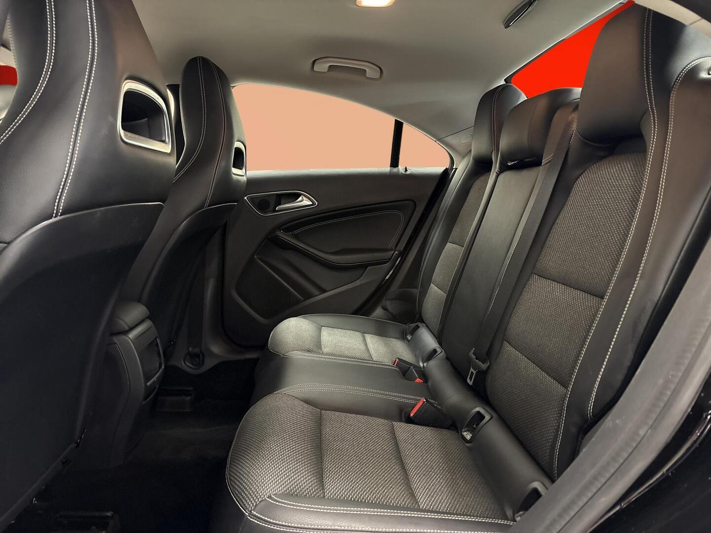 MERCEDES-BENZ CLA 2014