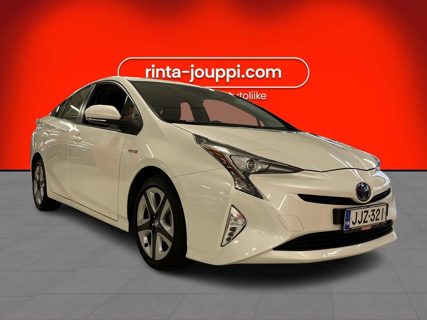 TOYOTA Prius 2016
