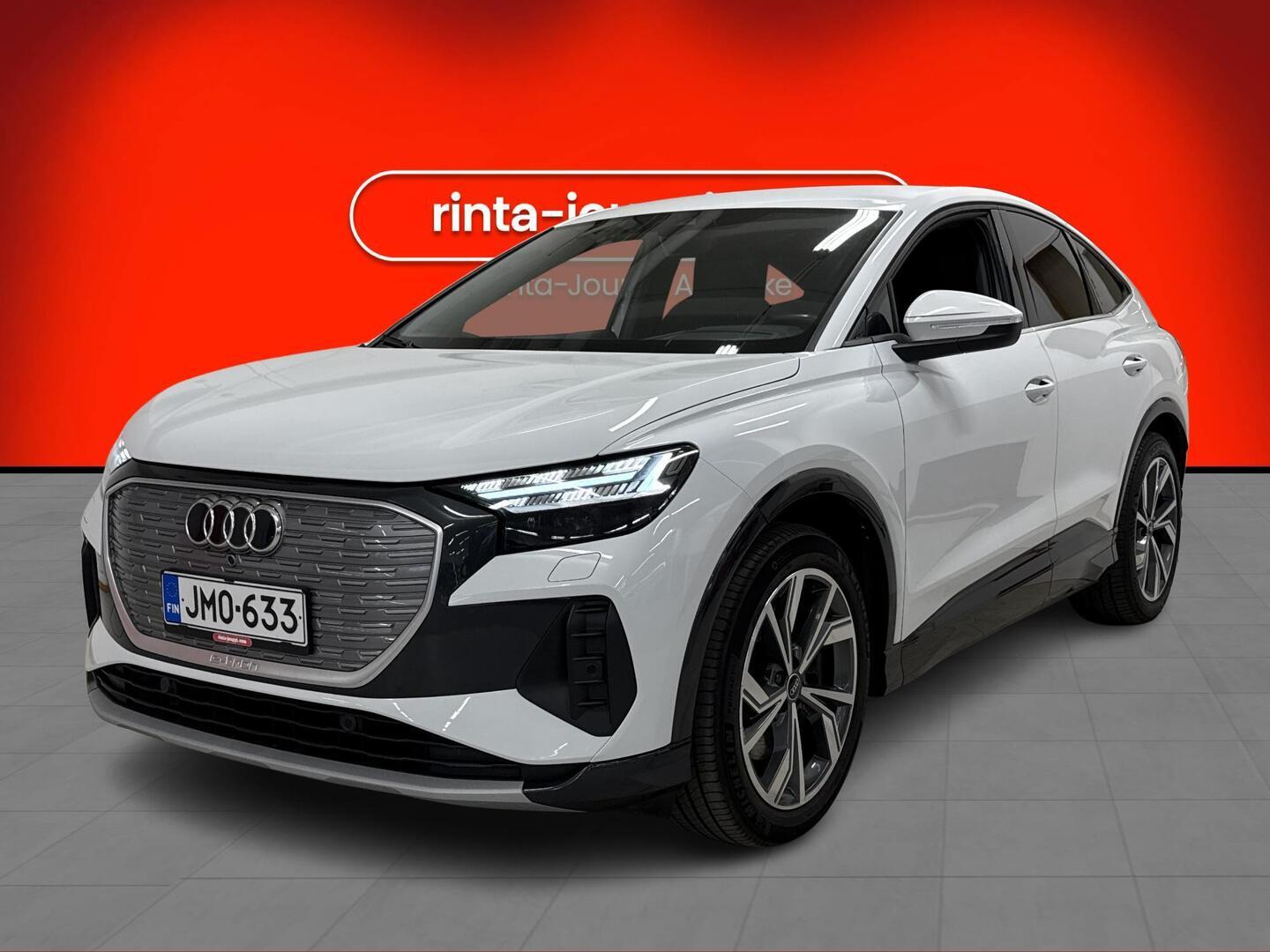 AUDI Q4 e-tron 2021