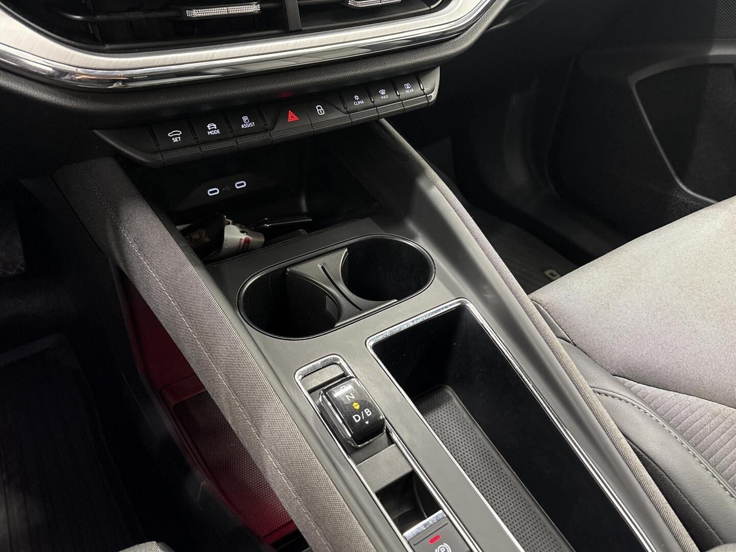 SKODA Enyaq 2023