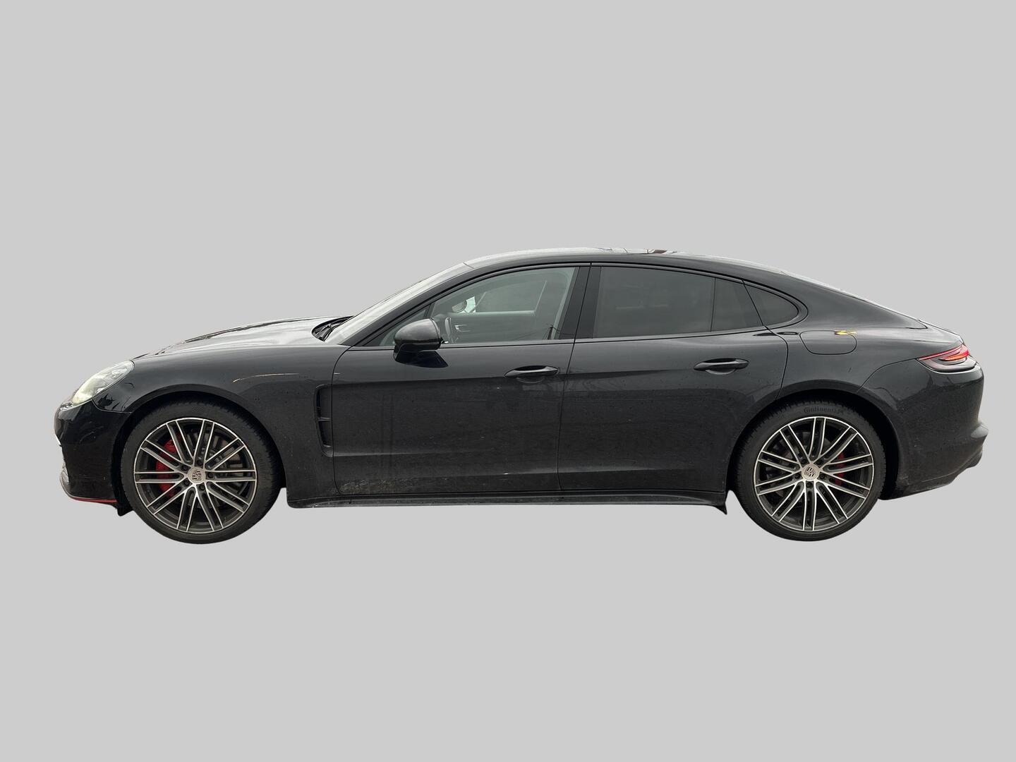 PORSCHE Panamera 2017
