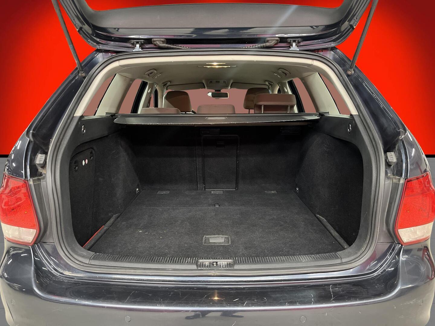 VOLKSWAGEN Golf 2010