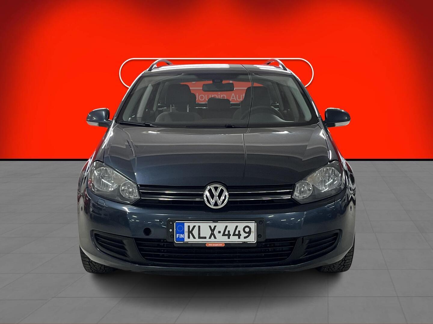 VOLKSWAGEN Golf 2010