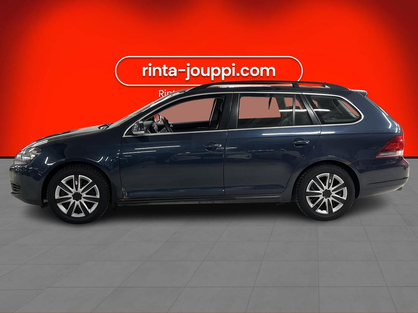 VOLKSWAGEN Golf 2010