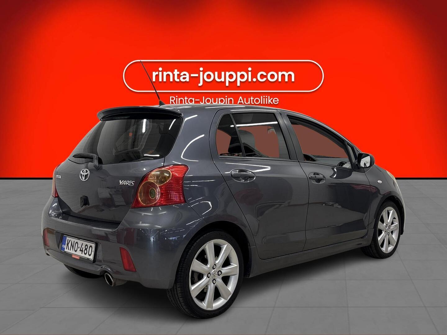 TOYOTA Yaris 2007