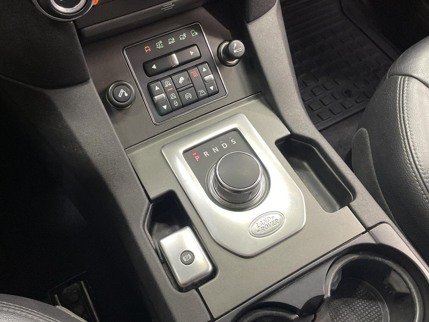 LAND ROVER Discovery 2014