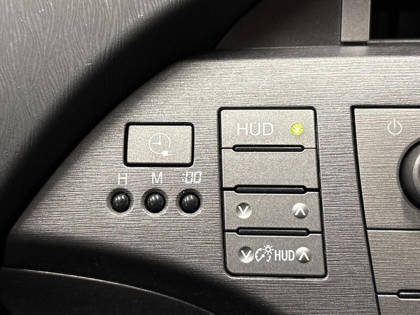 TOYOTA PRIUS PLUG-IN HYBRID 2012