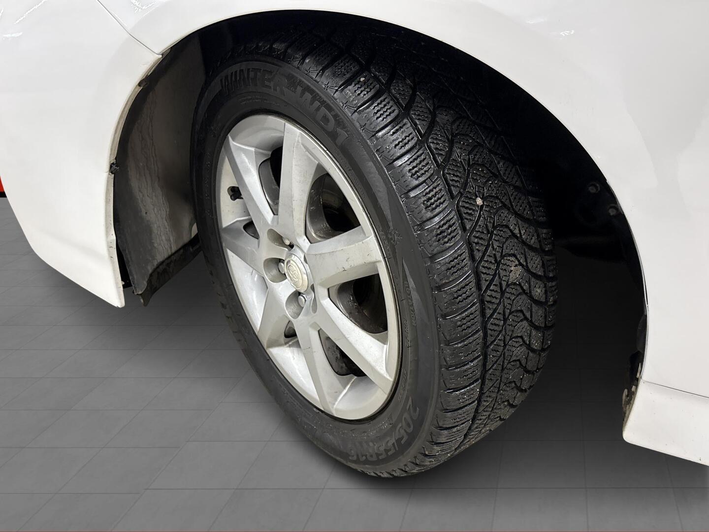 TOYOTA PRIUS PLUG-IN HYBRID 2012