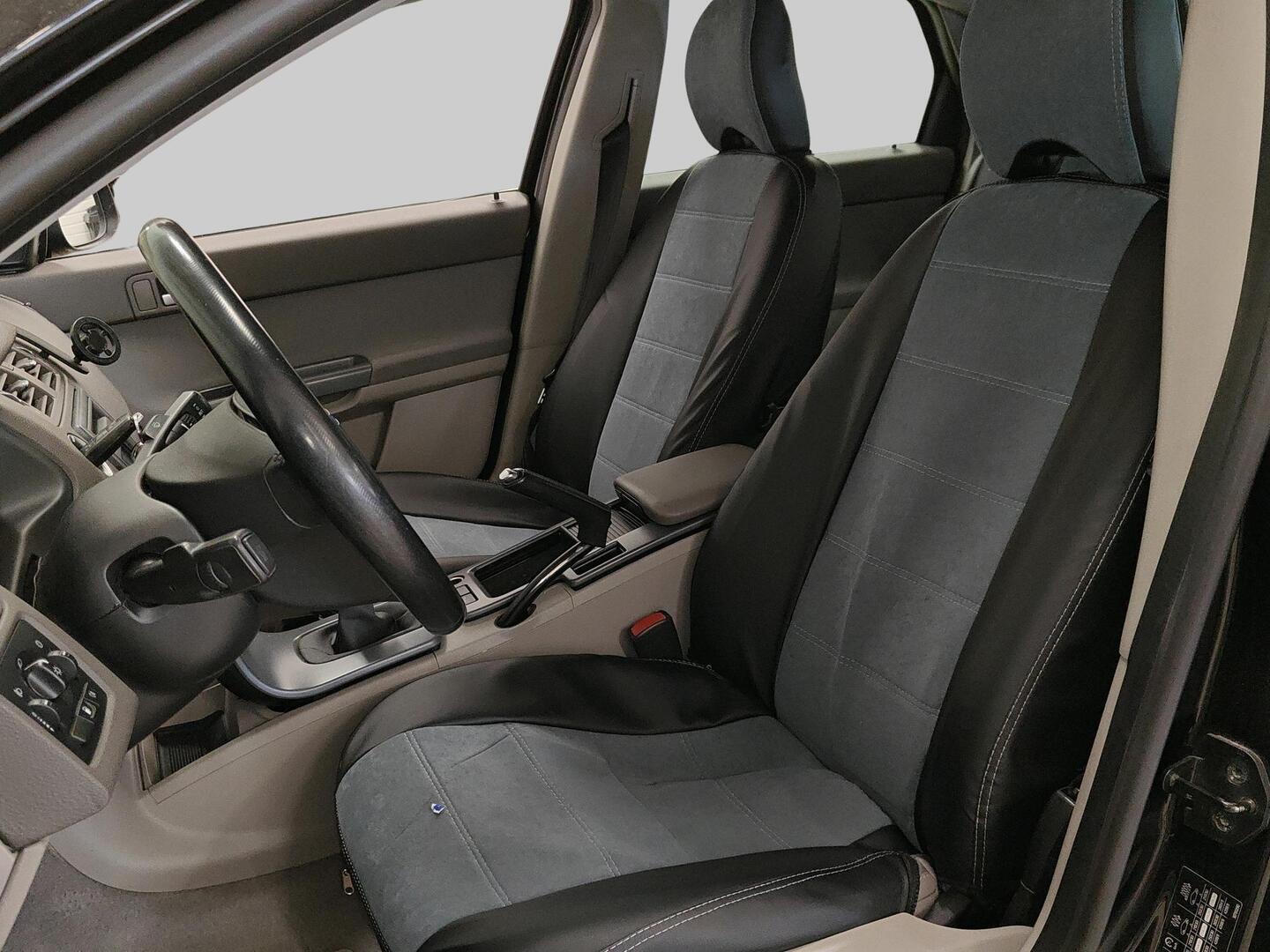 VOLVO S40 2010