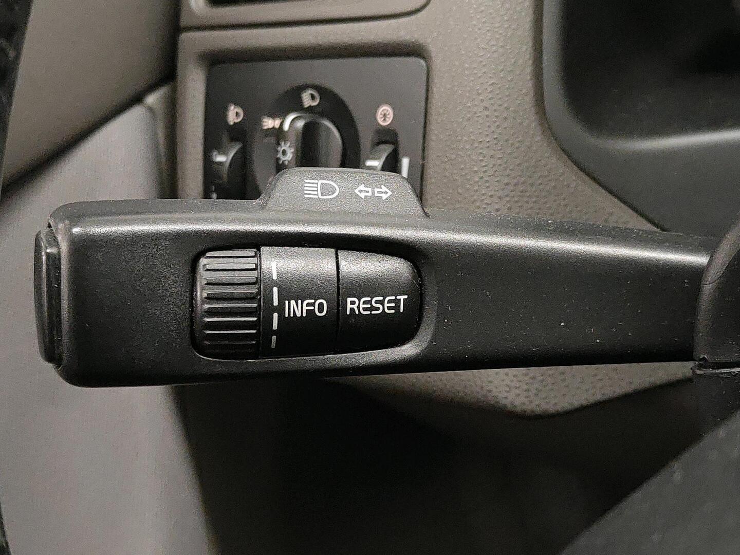 VOLVO S40 2010