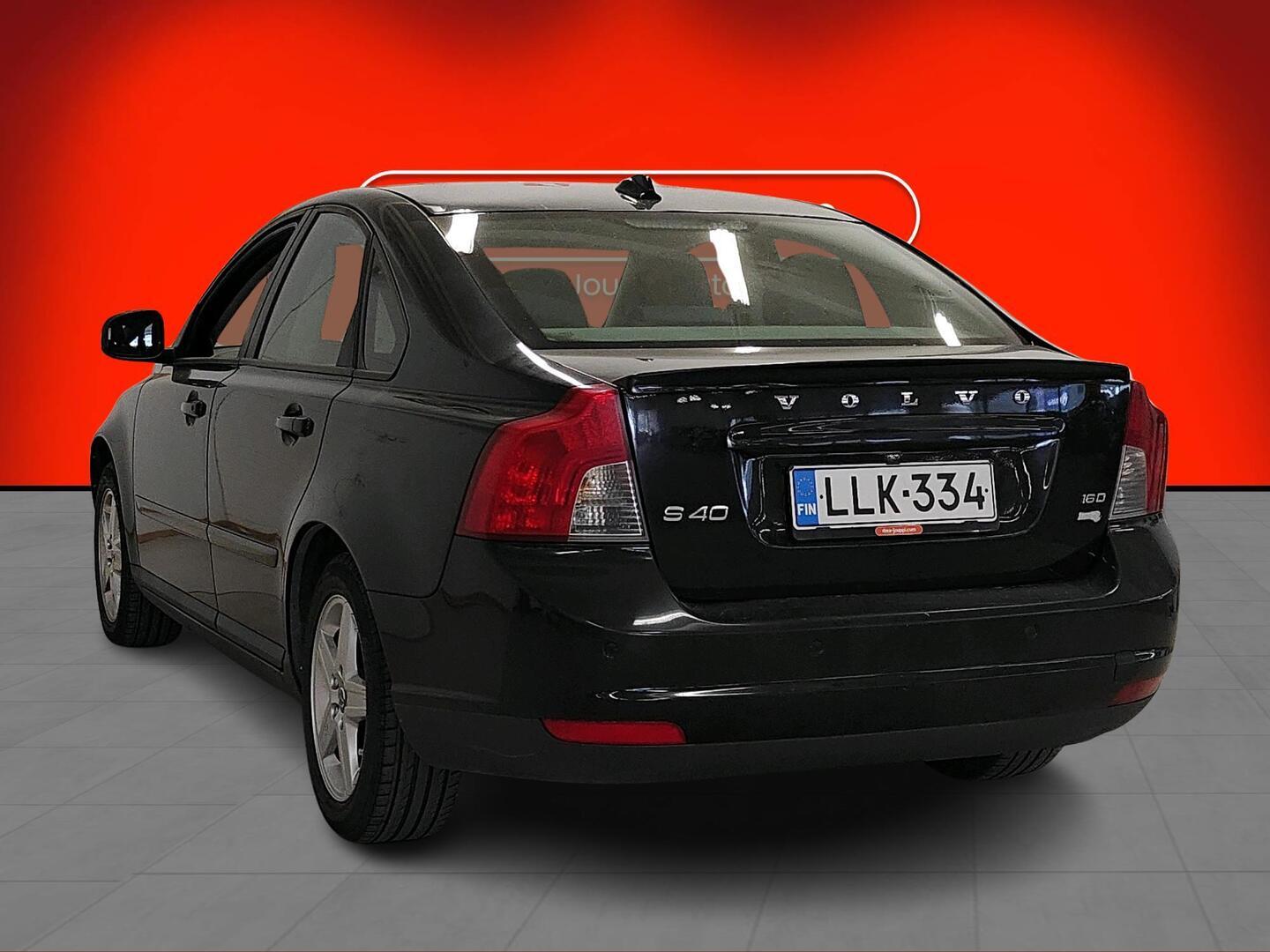 VOLVO S40 2010