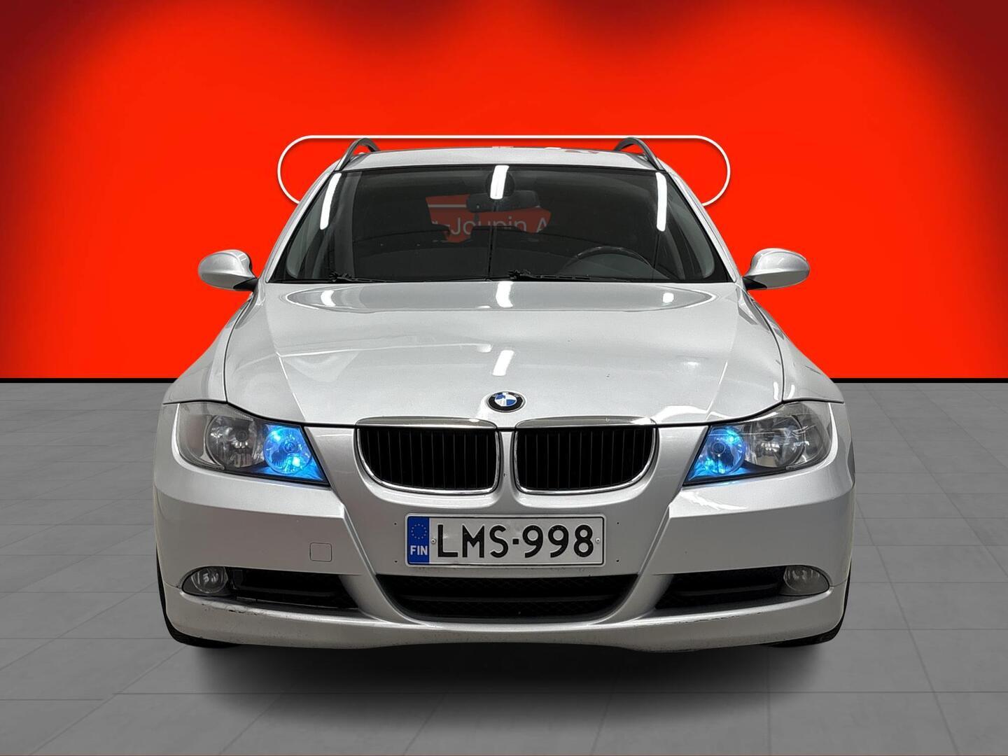 BMW 320 2006