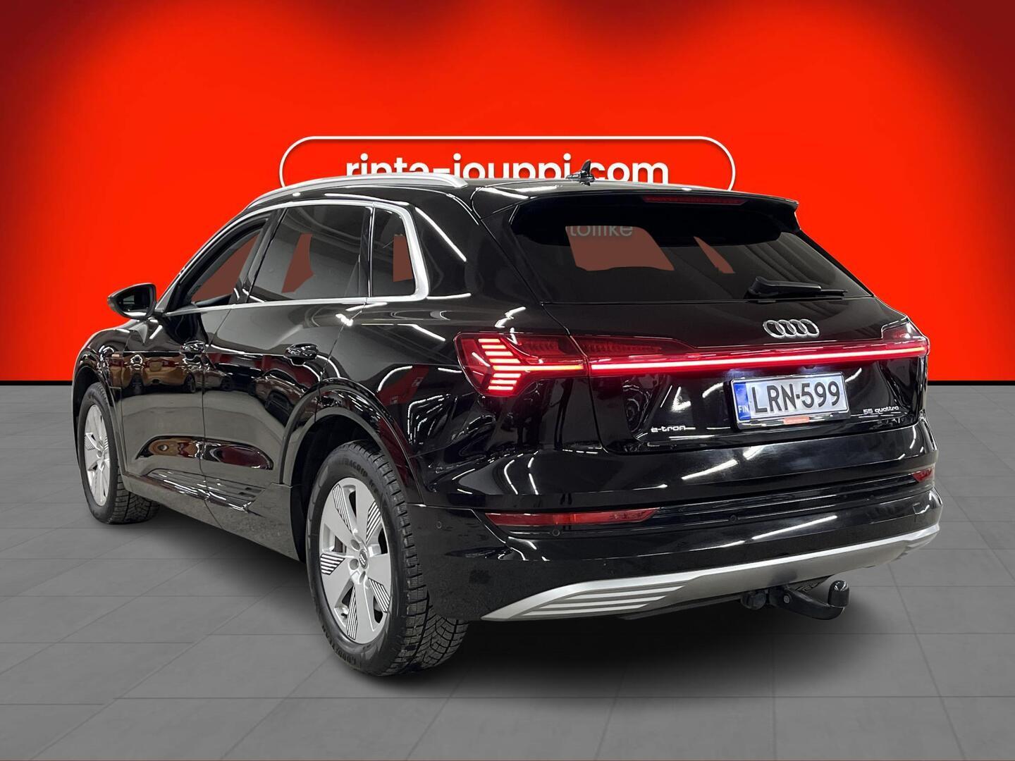 AUDI e-tron 2020