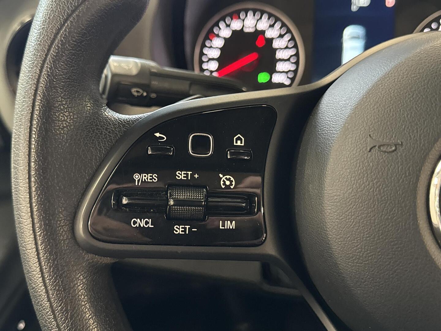 MERCEDES-BENZ Sprinter 2022