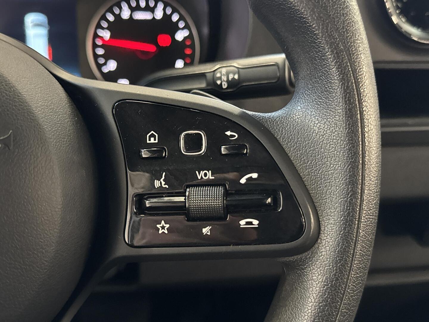 MERCEDES-BENZ Sprinter 2022