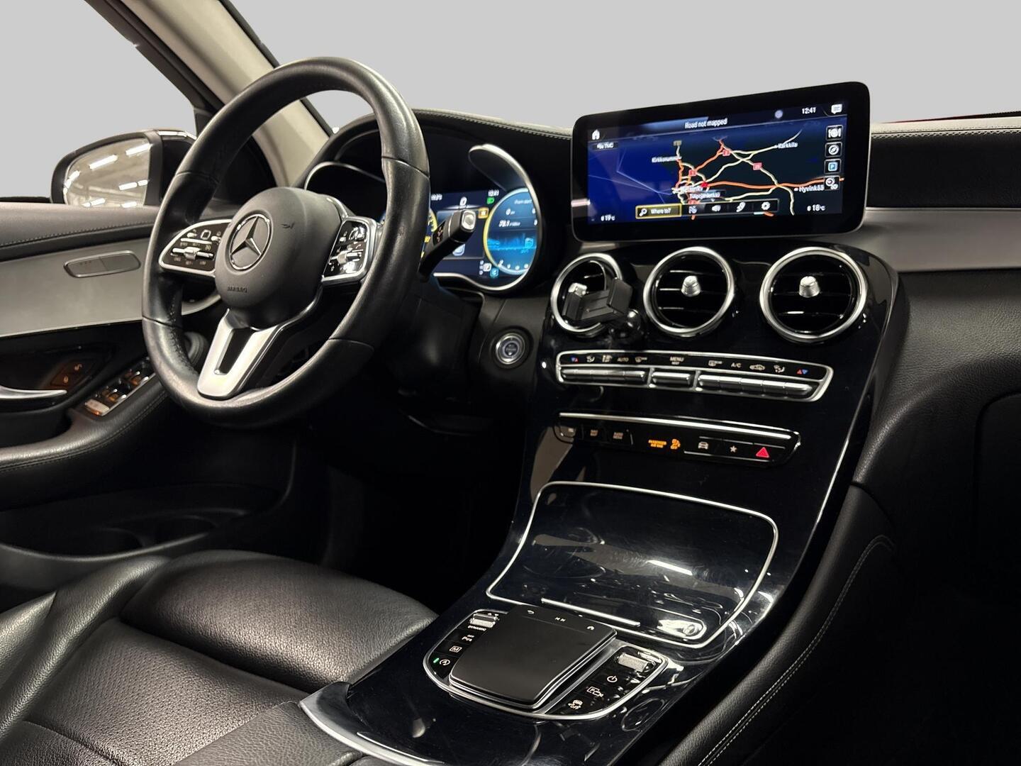 MERCEDES-BENZ GLC 2019