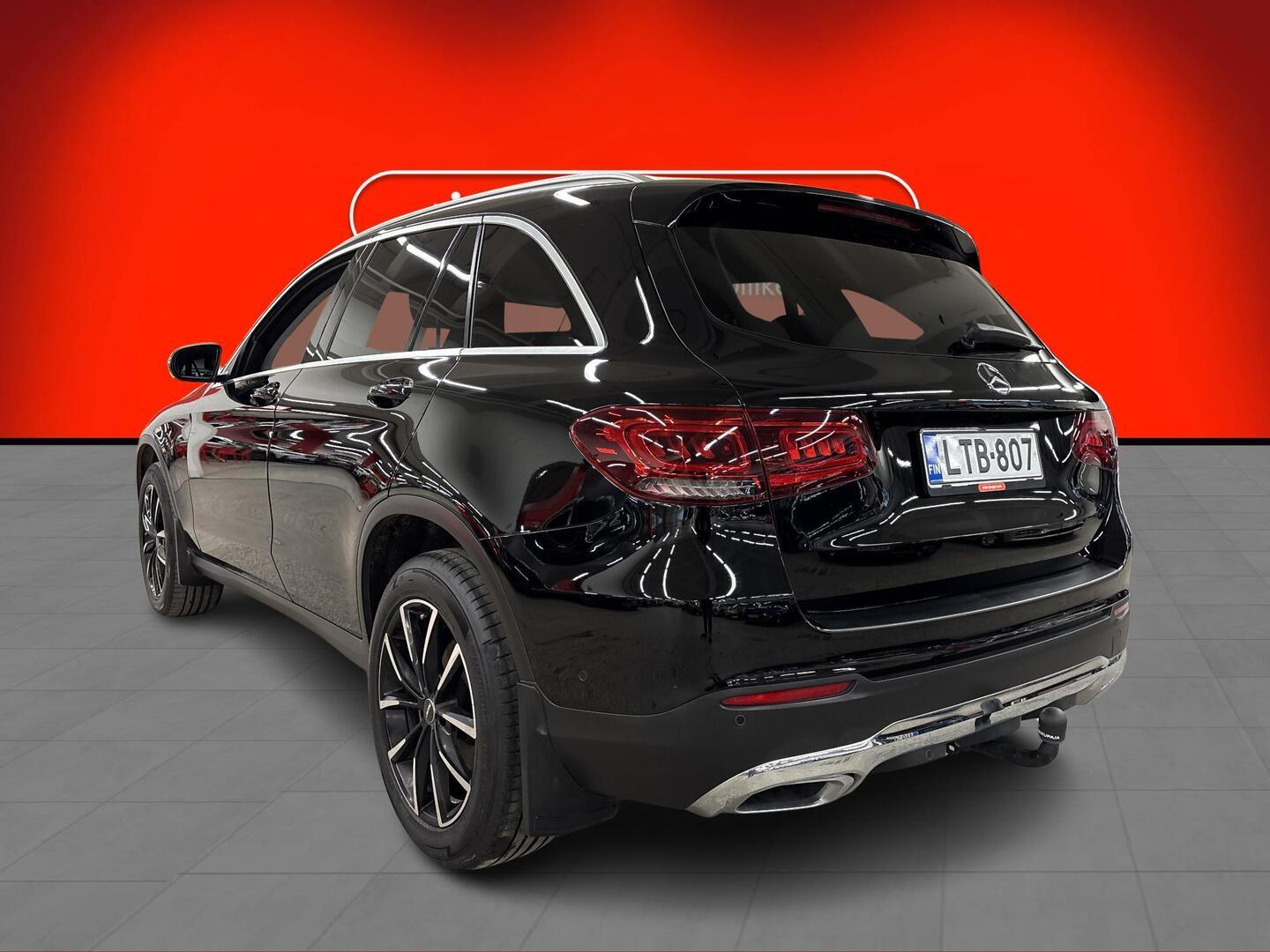 MERCEDES-BENZ GLC 2019