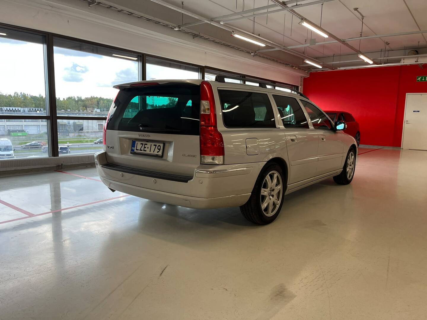 VOLVO V70 2007