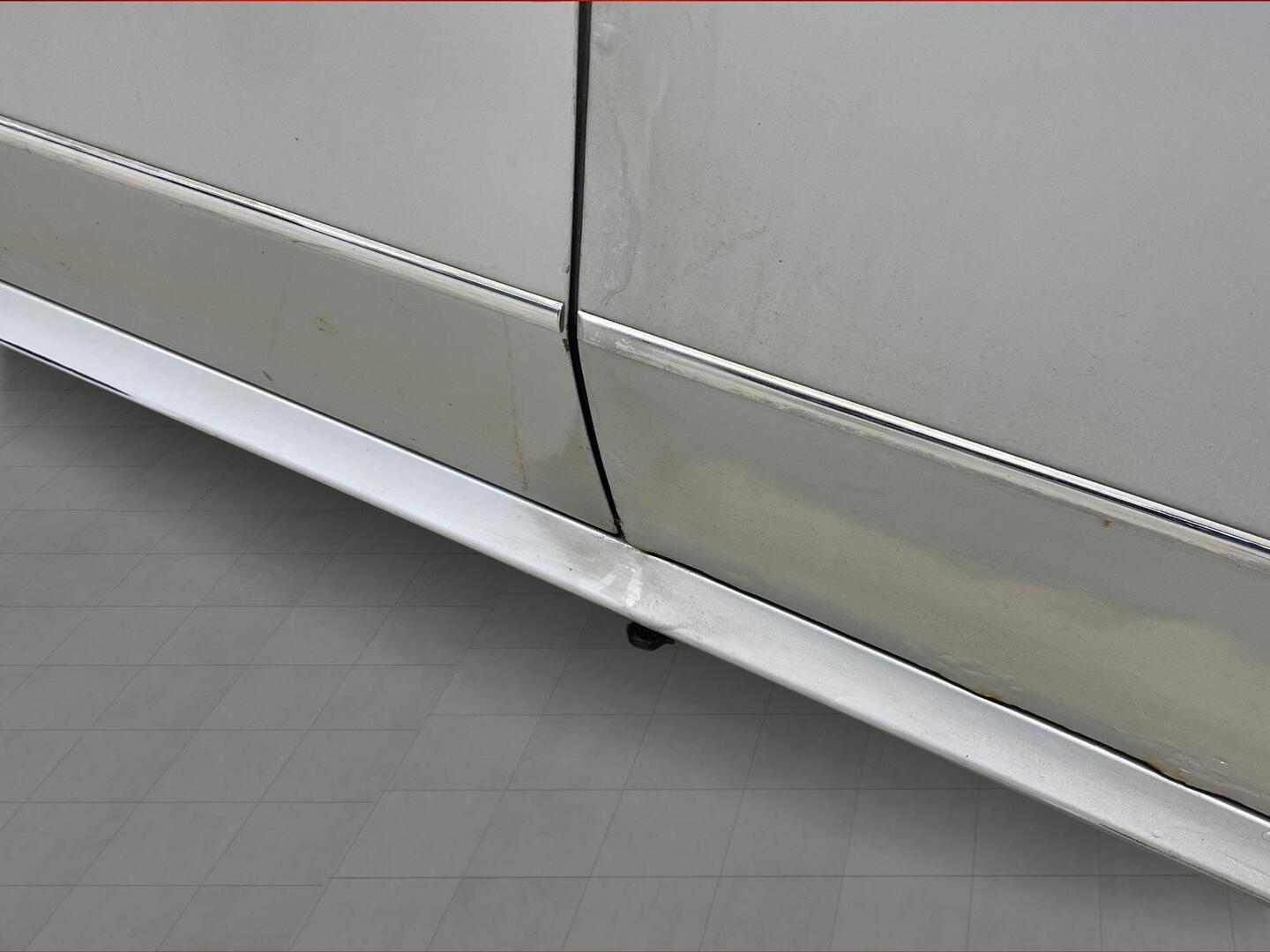 MERCEDES-BENZ E 2010