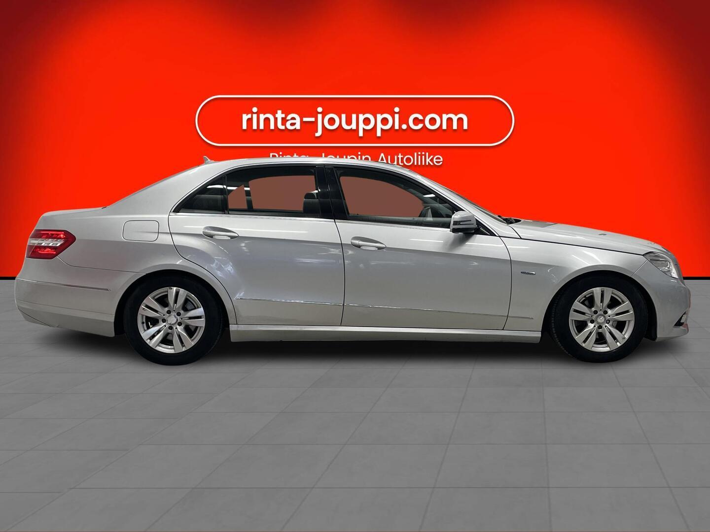 MERCEDES-BENZ E 2010