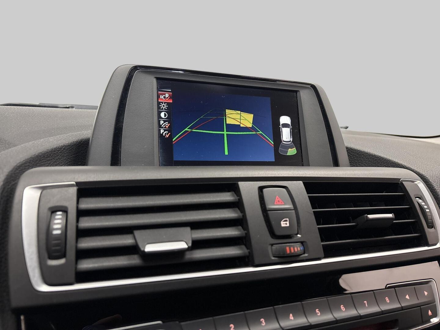BMW 120 2016