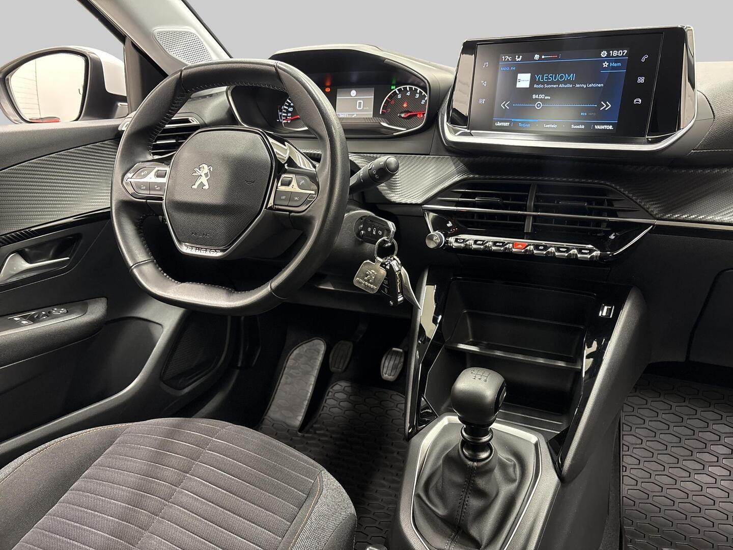 PEUGEOT 208 2020
