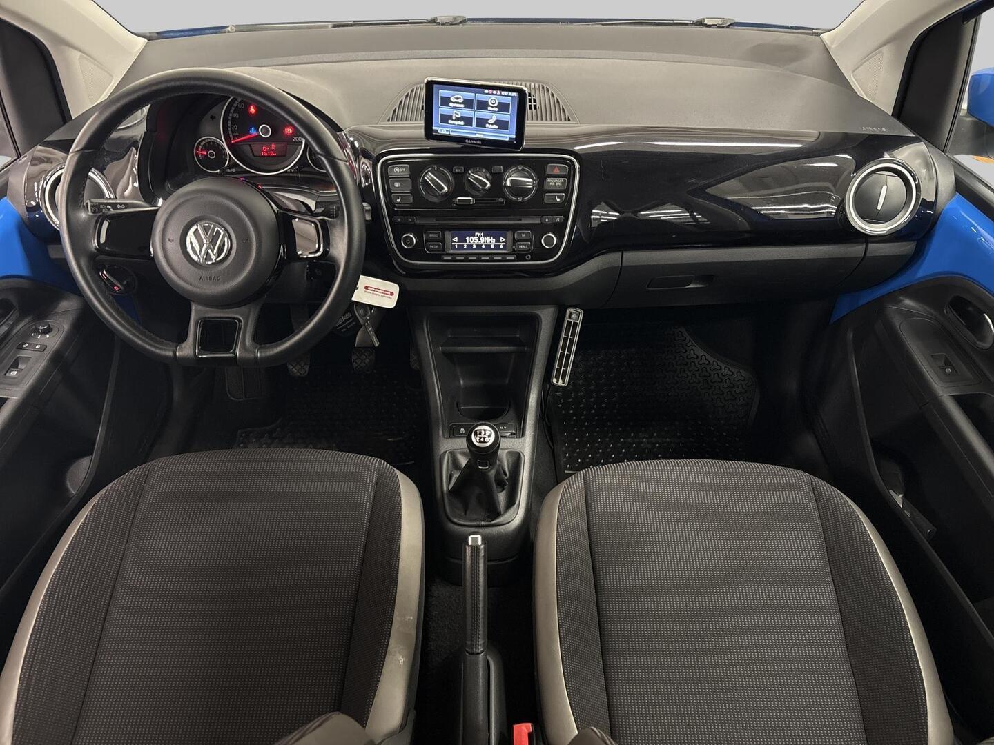 VOLKSWAGEN up! 2014